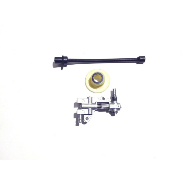 KIT POMPA OLIO CATENA PER MOTOSEGA 45CC 52CC DI IMPORTAZIONE CINESE