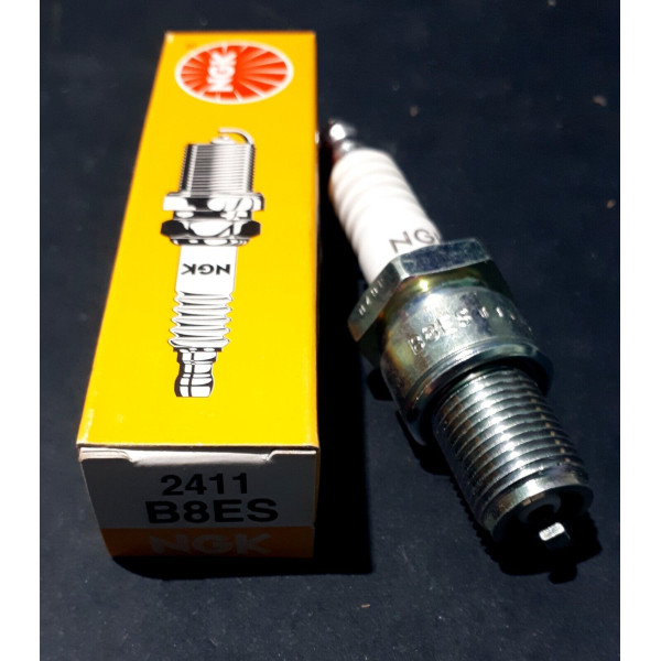 CANDELA,CANDELETTA ACCENSIONE MOTO PASSO LUNGO NGK SPARK PLUG B8ES-2411