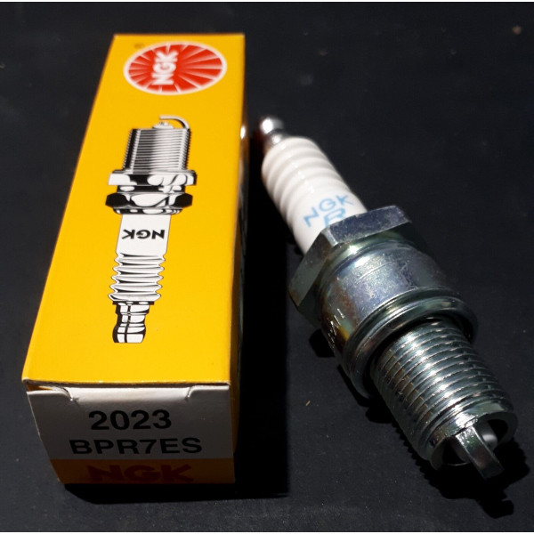 CANDELA,CANDELETTA ACCENSIONE MOTO PASSO LUNGO NGK SPARK PLUG BPR7ES-2023