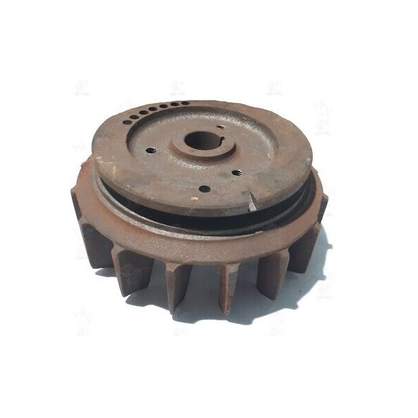 VOLANO CON VENTOLA DI RAFFREDDAMENTO MOTOCARRO PIAGGIO APE 500/550/600 MP